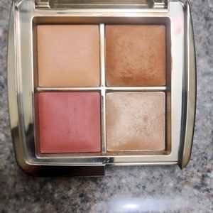 Hourglass sculpture unlocked